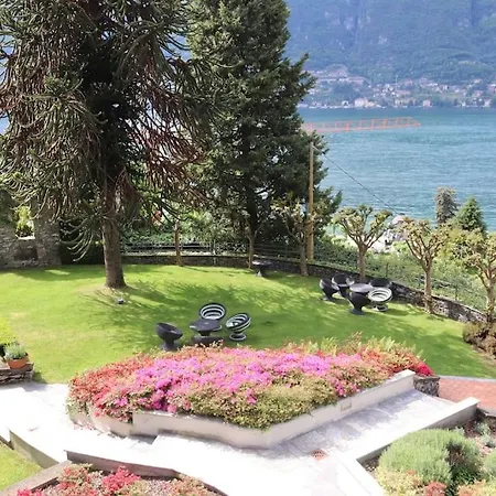 House Just Minutes From Breathtaking View Apartment *