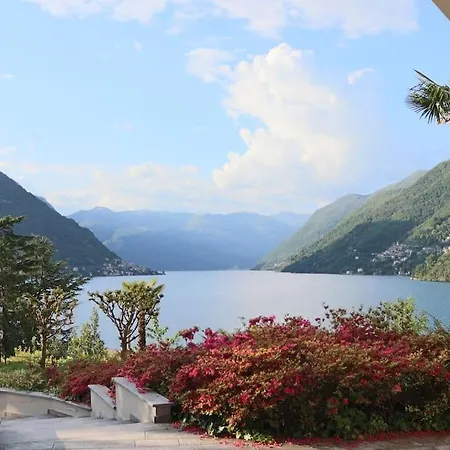 House Just Minutes From Breathtaking View