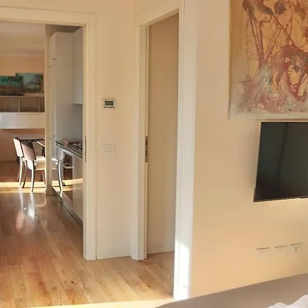House Just Minutes From Breathtaking View Appartamento